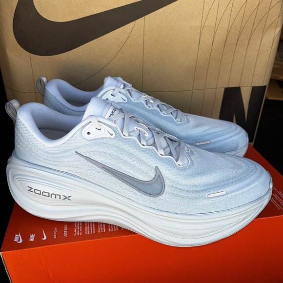 NEW Nike Vomero Plus Football Grey HV8150 004 Men’s Size 8.5